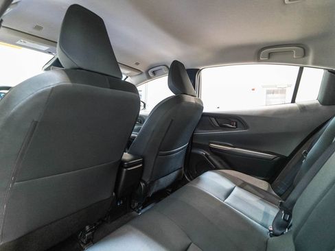 Used 2025 Toyota Prius LE image 14