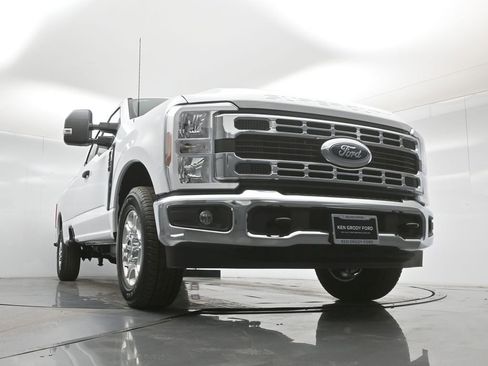New 2026 Ford F250 XLT image 33