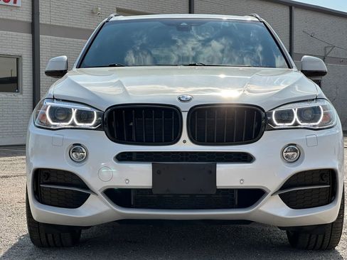 Used 2017 BMW X5 xDrive50i image 11