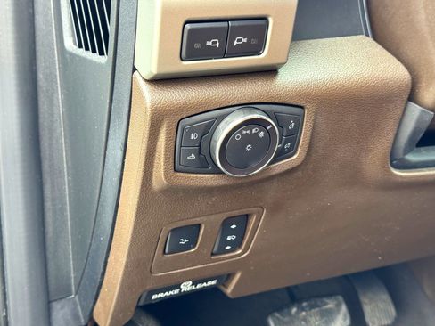 Used 2020 Ford F250 King Ranch w/ King Ranch Ultimate Package AWD/4WD image 15
