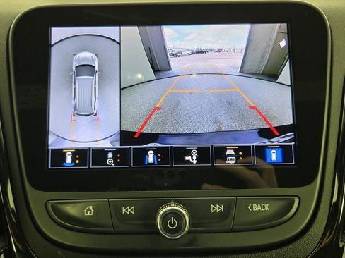 Used 2023 Chevrolet Equinox RS w/ RS Leather Package FWD image 19