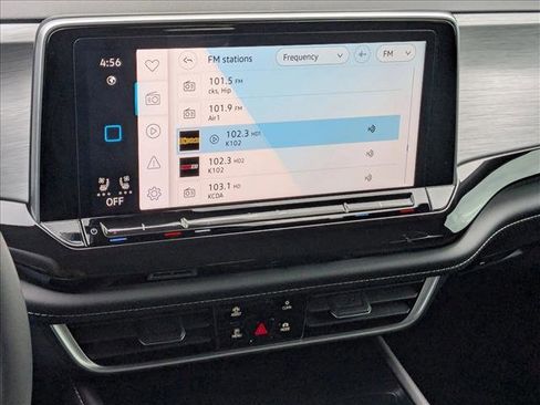 New 2026 Volkswagen Atlas Cross Sport SE image 12