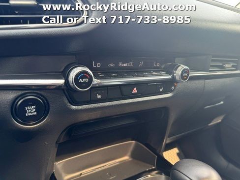 Used 2024 MAZDA CX-30 AWD 2.5 S w/ Premium Package image 14