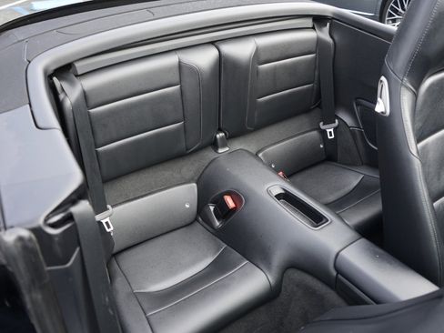 Used 2016 Porsche 911 Carrera image 19