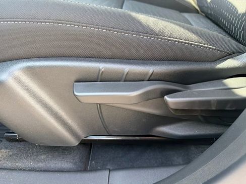 New 2026 Chevrolet Equinox LT w/ Safety and Technology Package FWD image 20