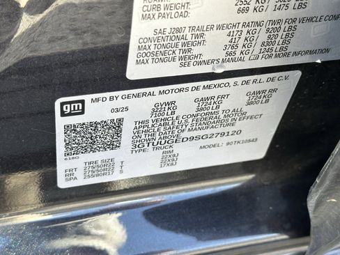 Used 2025 GMC Sierra 1500 Denali w/ Denali Reserve Package AWD/4WD image 38