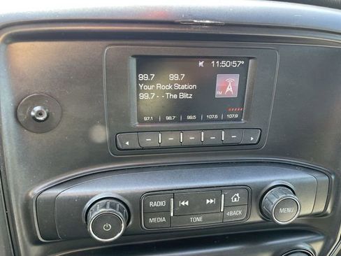 Used 2016 GMC Sierra 1500 2WD Regular Cab image 16