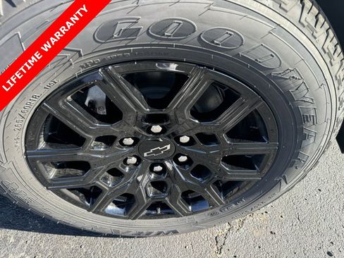 New 2026 Chevrolet Colorado W/T w/ WT Custom Package image 9