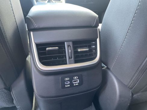 Used 2024 Subaru Outback Premium image 26