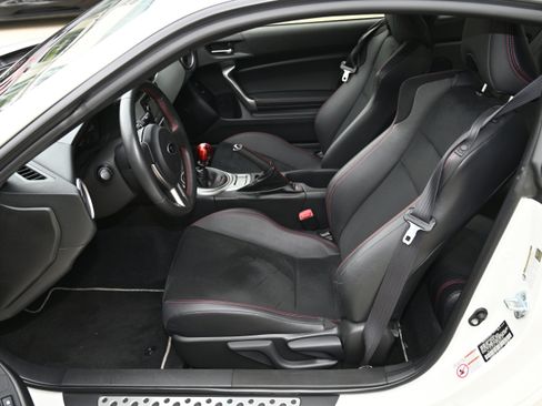 Used 2014 Subaru BRZ Limited image 20