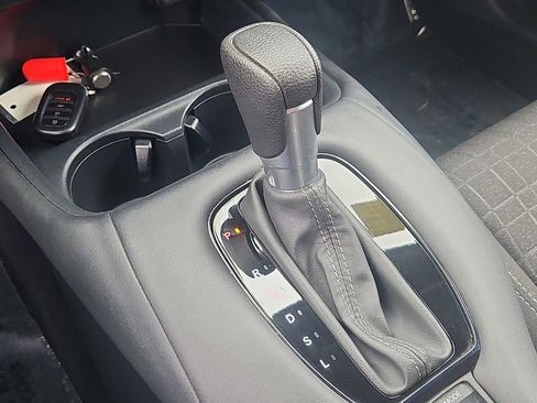 Used 2023 Honda HR-V LX image 22