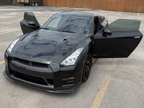 Used 2012 Nissan GT-R Black Edition AWD/4WD image 18