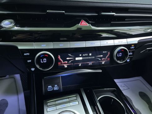 Used 2023 Genesis G80 2.5T image 25