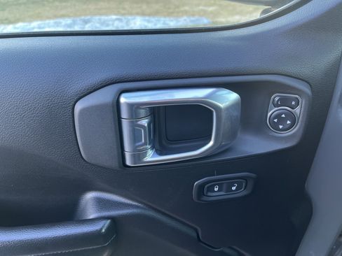 Used 2021 Jeep Wrangler Unlimited Sport image 14