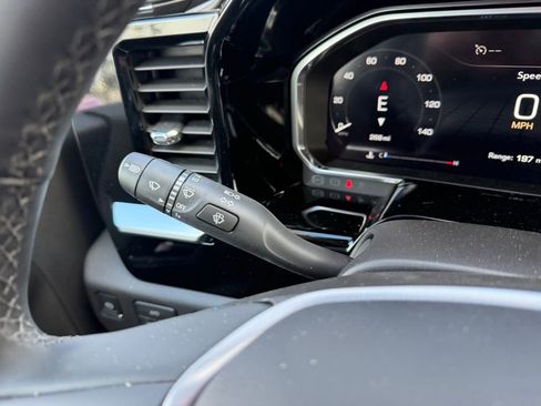 New 2026 GMC Sierra 1500 Elevation image 15