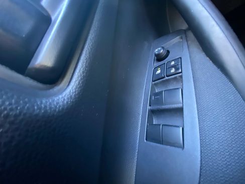 Used 2025 Toyota Corolla LE FWD image 15