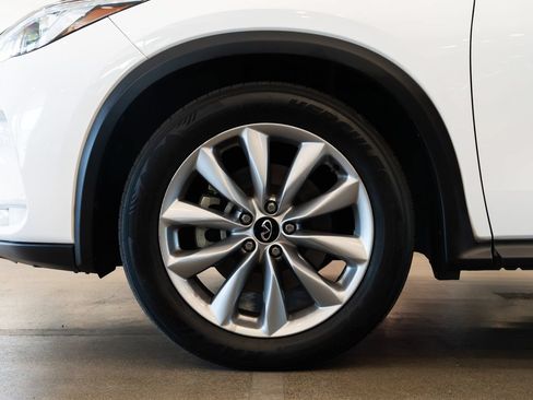 Used 2021 INFINITI QX50 Luxe FWD image 7