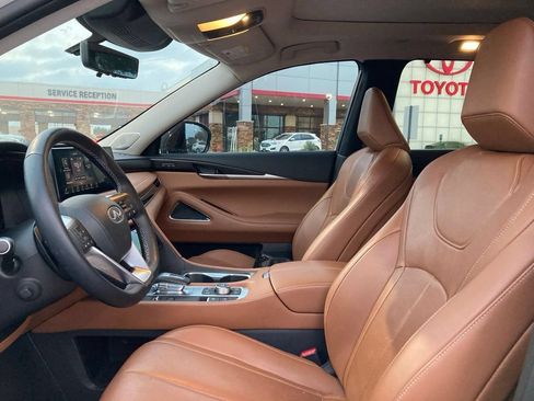 Used 2025 INFINITI QX60 Sensory w/ Vision Package AWD/4WD image 9