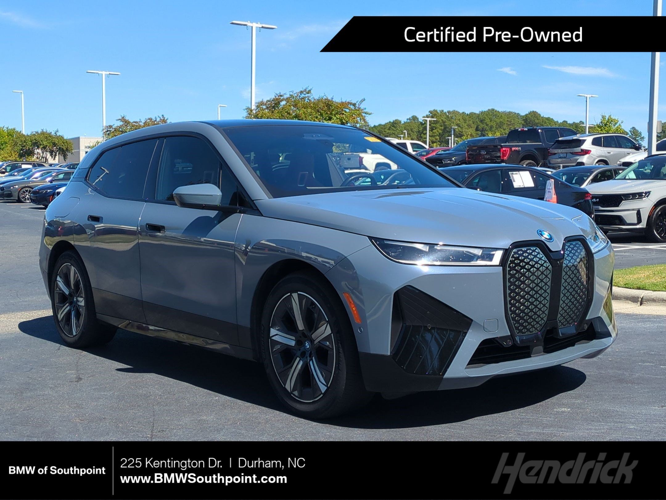 Used 2022 BMW iX xDrive50 w/ Premium Package AWD/4WD image 1