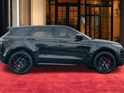 Used 2024 Land Rover Range Rover Evoque Dynamic SE image 9