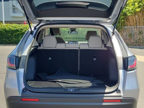 Certified 2027 Honda HR-V LX image 9