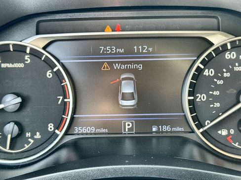 Used 2025 Nissan Altima 2.5 SV FWD image 18