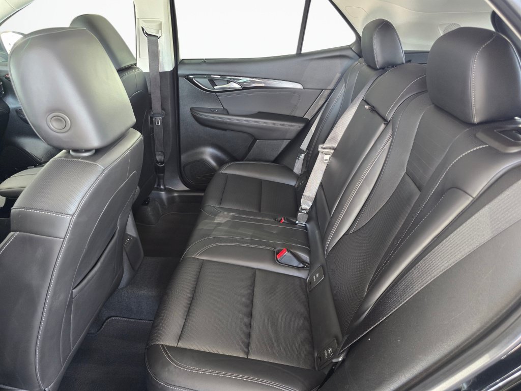 Used 2024 Buick Envision Preferred AWD/4WD image 37