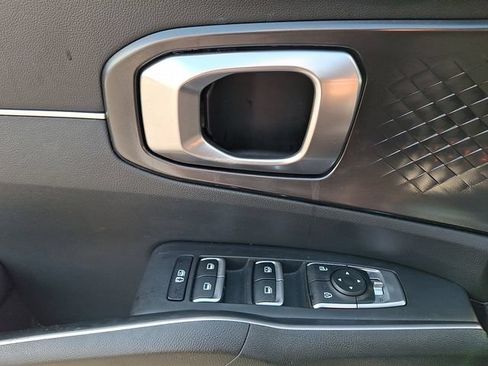 Used 2021 Kia Sorento S AWD/4WD image 13