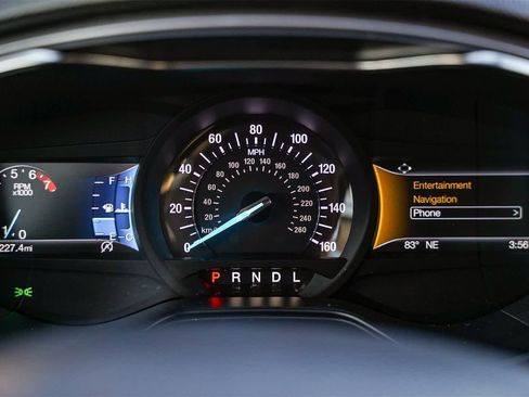 Used 2020 Ford Fusion SE image 25