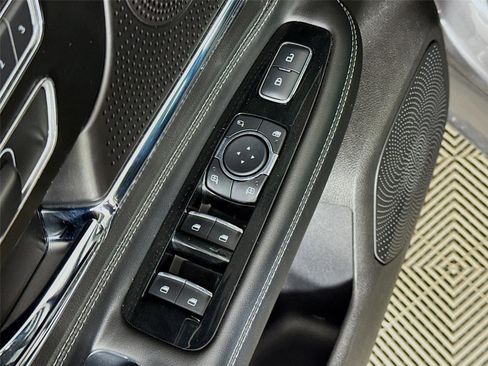 Used 2023 Lincoln Corsair Reserve FWD image 21