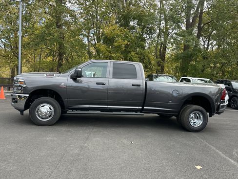 New 2026 RAM 3500 Tradesman image 22
