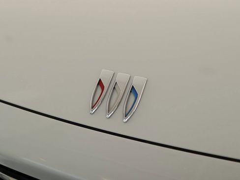 Used 2025 Buick Envision Preferred image 39