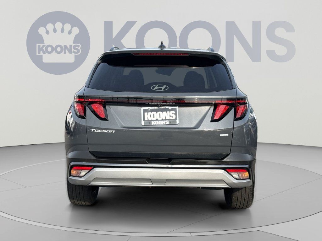Certified 2025 Hyundai Tucson SEL AWD/4WD image 5