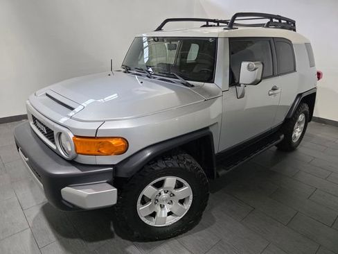 Used 2007 Toyota FJ Cruiser 4WD image 1