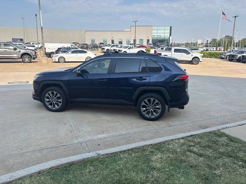 Used 2025 Toyota RAV4 XLE Premium FWD image 10