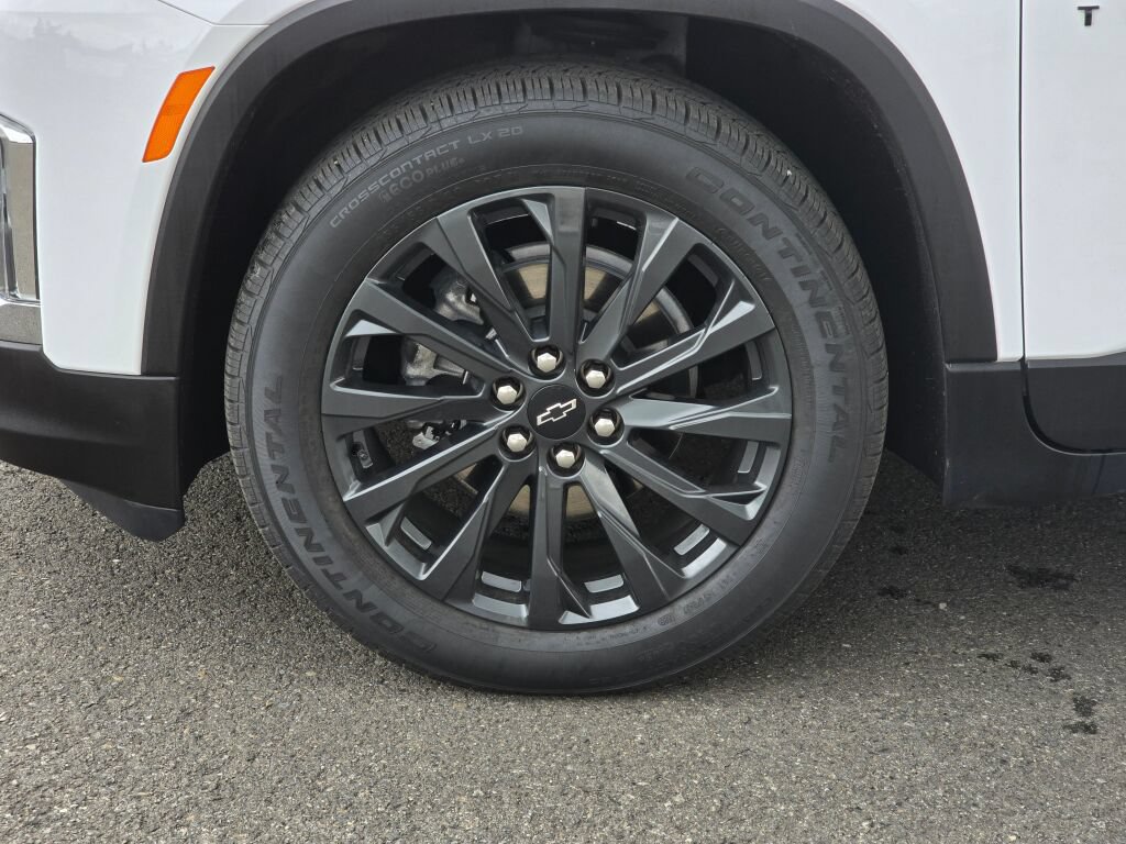 Used 2022 Chevrolet Traverse RS AWD/4WD image 9