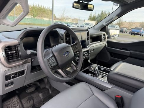 Used 2025 Ford F150 Lightning Pro image 17