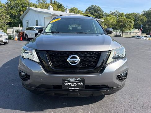 Used 2019 Nissan Pathfinder SL FWD image 2