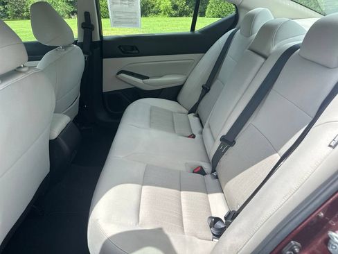 Certified 2025 Nissan Altima 2.5 SV FWD image 11