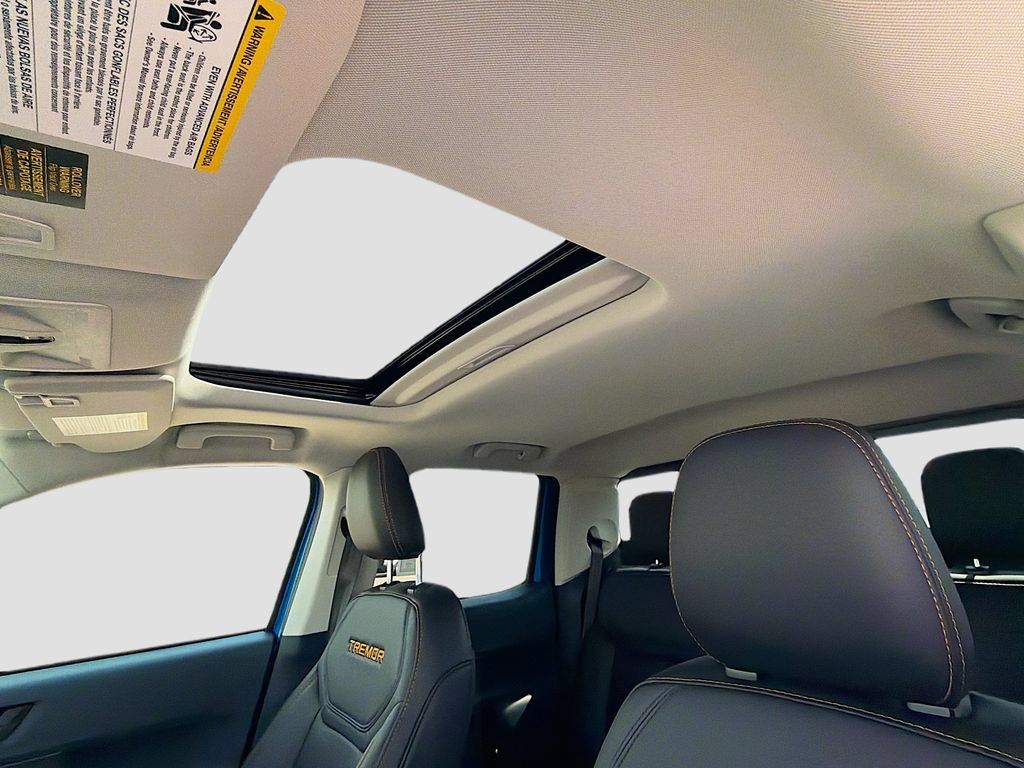 New 2026 Ford Maverick Tremor AWD/4WD image 24