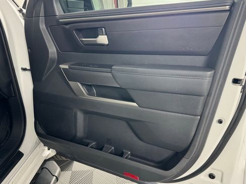Used 2024 Toyota Tundra SR5 image 33