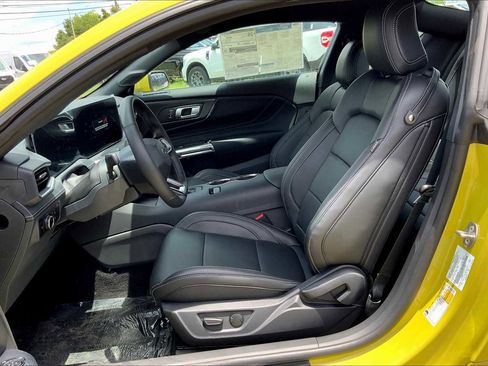 New 2025 Ford Mustang Premium image 9