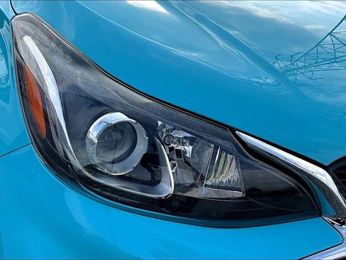 Used 2022 Chevrolet Spark LT FWD image 29