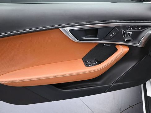 Used 2023 Jaguar F-TYPE Convertible image 11