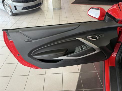 Used 2016 Chevrolet Camaro LT RWD image 20