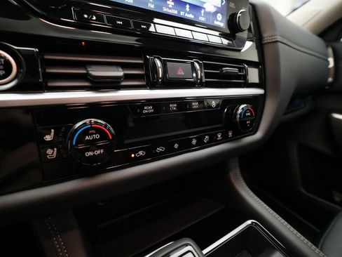 Certified 2024 Nissan Pathfinder Platinum w/ Cargo Package image 22