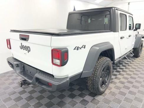 Used 2023 Jeep Gladiator Sport AWD/4WD image 6