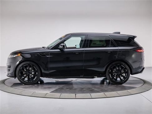 New 2026 Land Rover Range Rover Sport Dynamic SE image 2