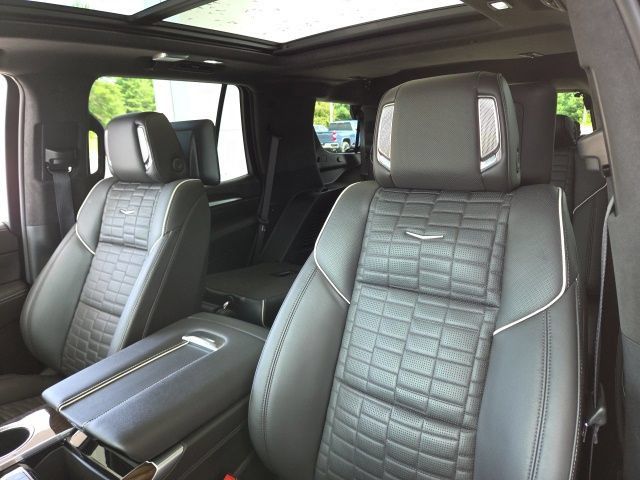 Used 2025 Cadillac Escalade Sport Platinum AWD/4WD image 25