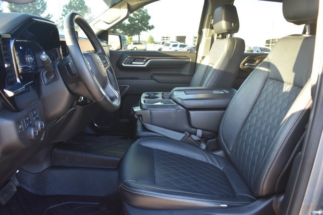 Used 2023 Chevrolet Silverado 1500 RST w/ Redline Edition AWD/4WD image 19